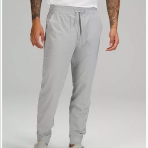 Lululemon - ABC Joggers Warpstreme XL Tall